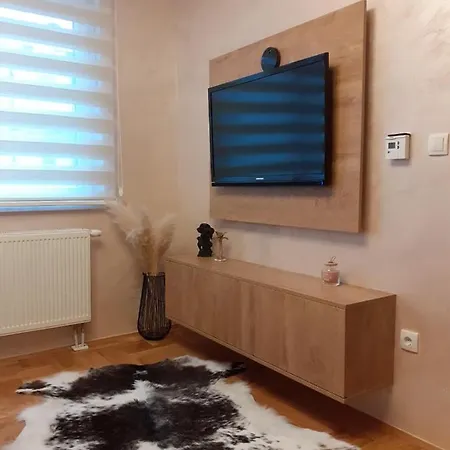 Planinski Kutak * 帕莱